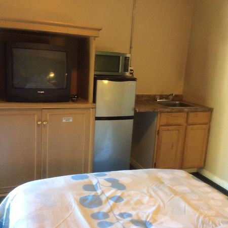 Palace Inn Motel Sarnia Zewnętrze zdjęcie