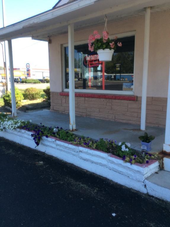 Palace Inn Motel Sarnia Zewnętrze zdjęcie