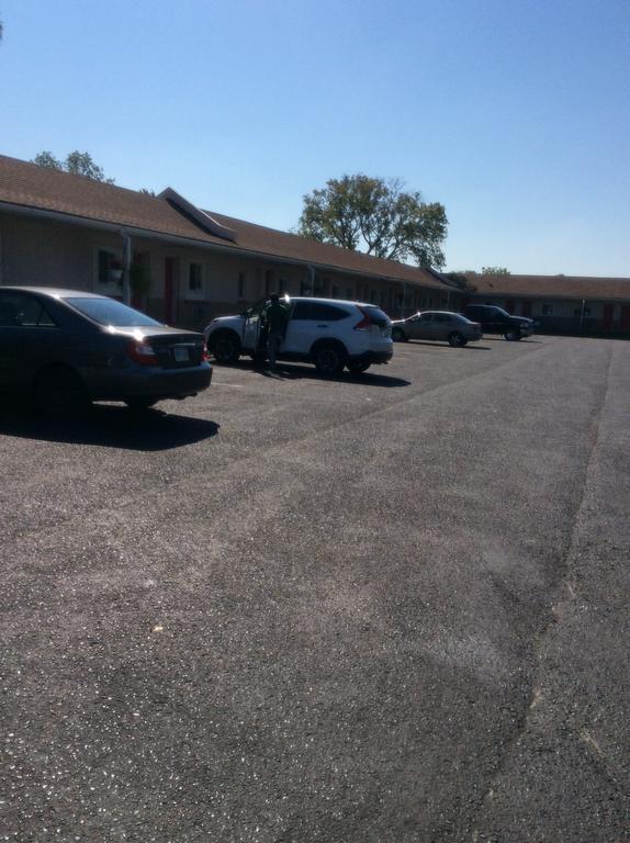 Palace Inn Motel Sarnia Zewnętrze zdjęcie