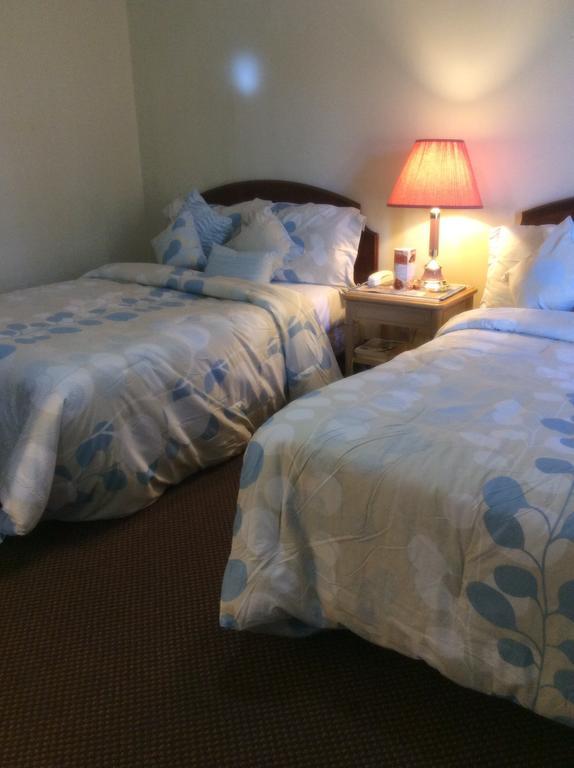 Palace Inn Motel Sarnia Zewnętrze zdjęcie