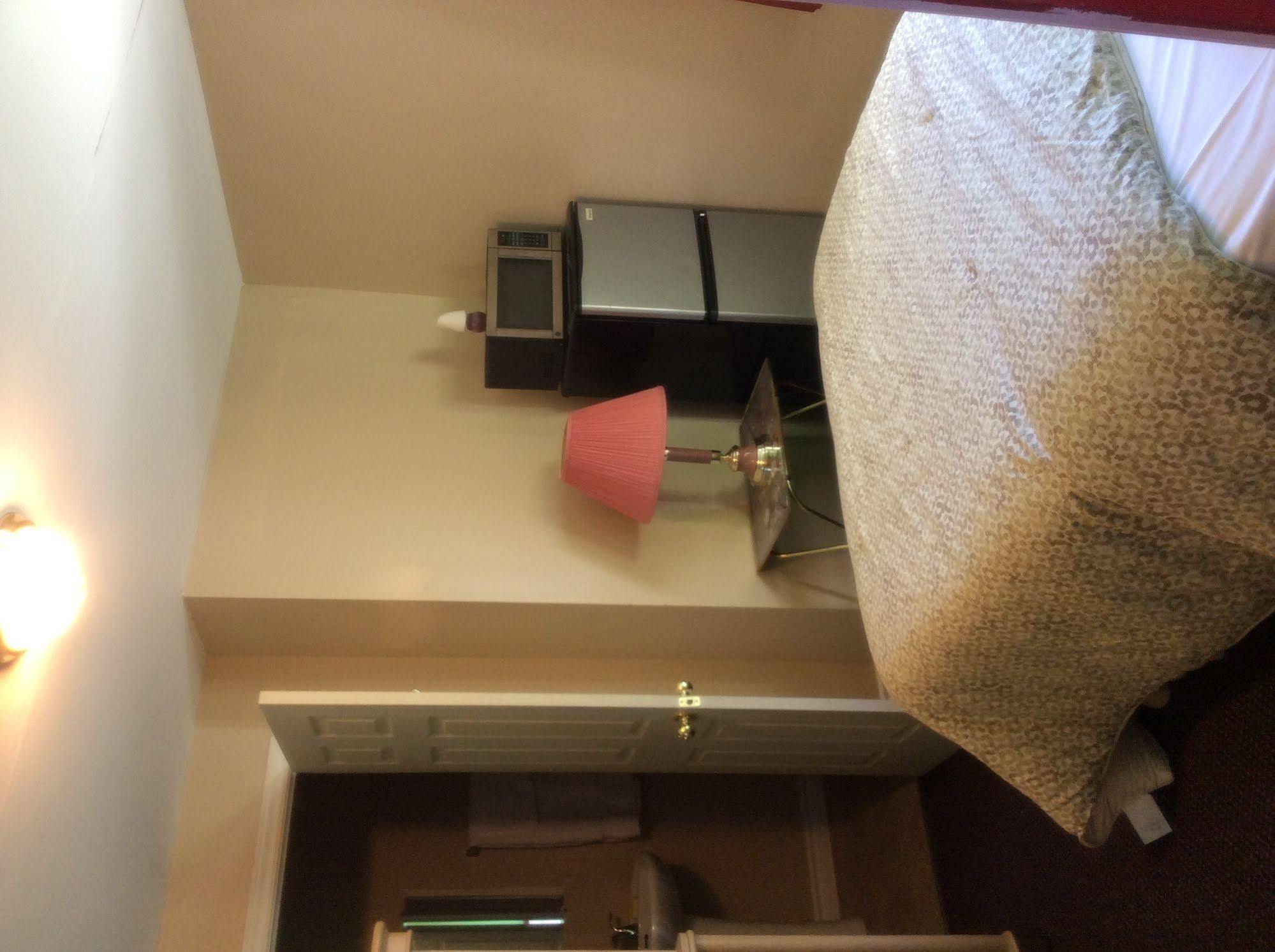 Palace Inn Motel Sarnia Zewnętrze zdjęcie